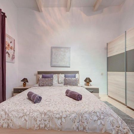 Valletta 2 Bedroom Sleeps 6 Apartment Walking Distance To Centre And The Sea Luaran gambar