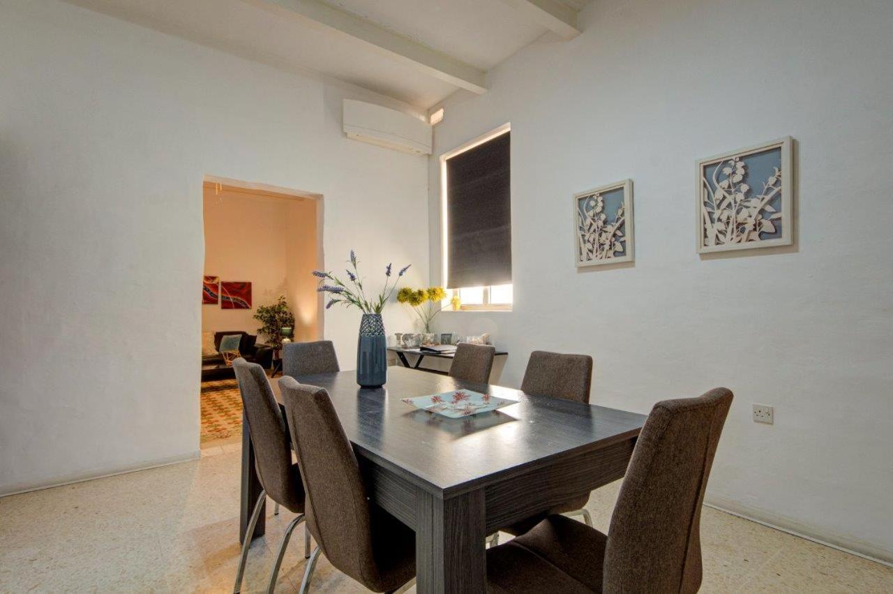 Valletta 2 Bedroom Sleeps 6 Apartment Walking Distance To Centre And The Sea Luaran gambar