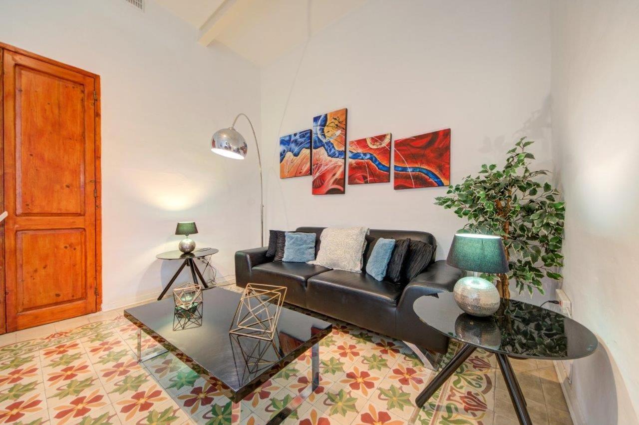 Valletta 2 Bedroom Sleeps 6 Apartment Walking Distance To Centre And The Sea Luaran gambar
